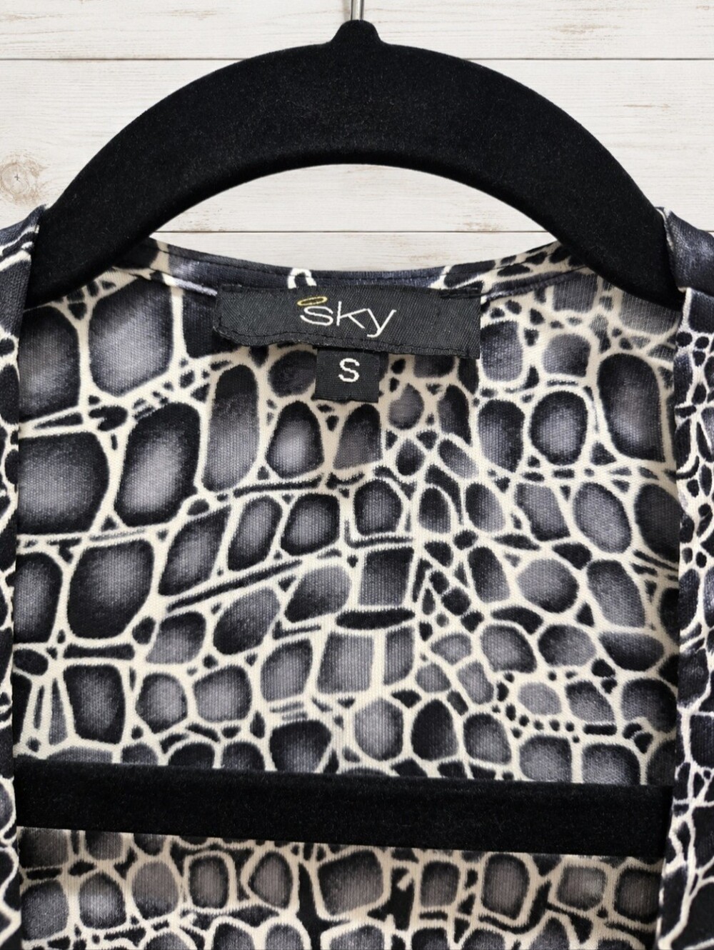 Sky 100% Silk Snake Print Blouse Top with Double Snake Embellishment Small - Picture 5 of 5